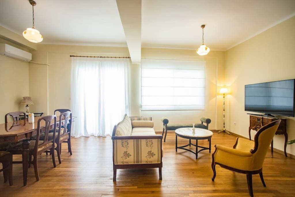 Apartment Plaka Vintage